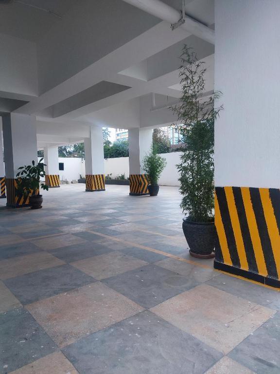 Stayrest Safari Tours New 3 Bedroom Apartments In Kilimani Nairobi With Rooftop Pool Exterior foto